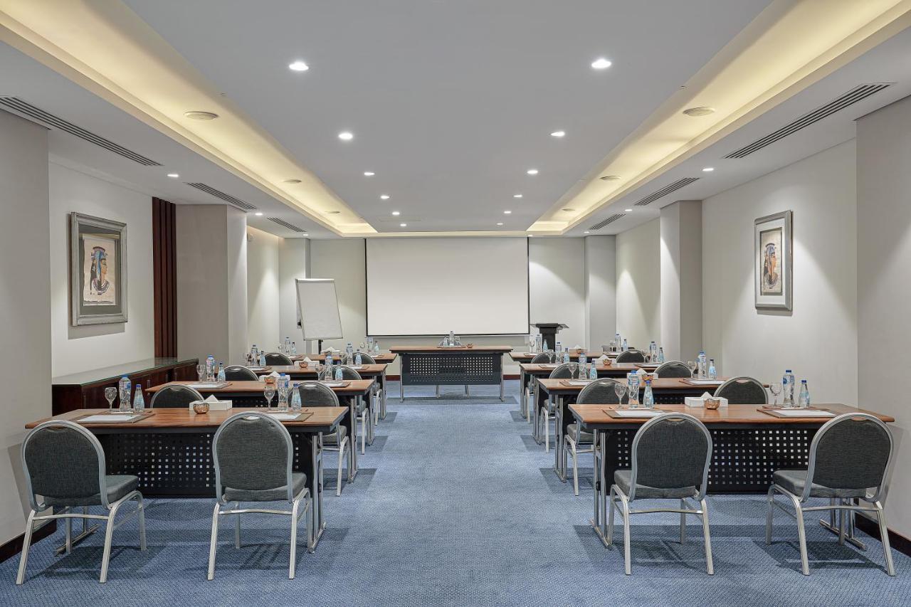 Holiday Inn & Suites - Cairo Maadi By Ihg Extérieur photo